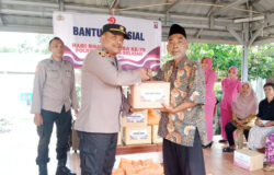Sambut Hari Bhayangkara ke-79, Polsek Palas Salurkan Sembako untuk Warga Kurang Mampu