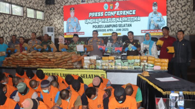 Ungkap 24 Kasus Narkoba, Polres Lamsel Amankan Ratusan Kilogram Sabu dan Ganja